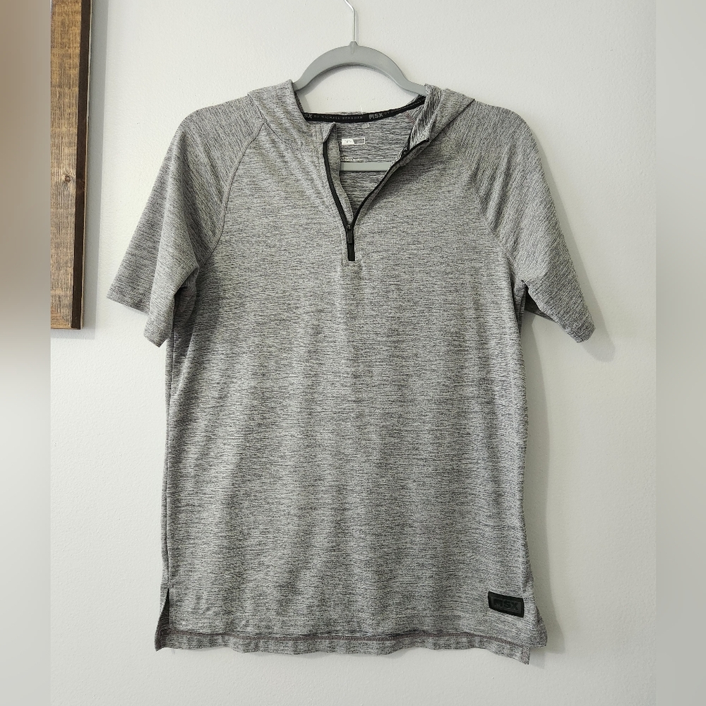NWOT MSX by Michael Strahan Shirt with Hood Size L 14-16 Boys